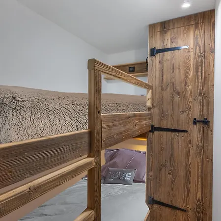 Renove Aux Pieds Avec Balcon A - Fr-1-640-34 Lägenhet